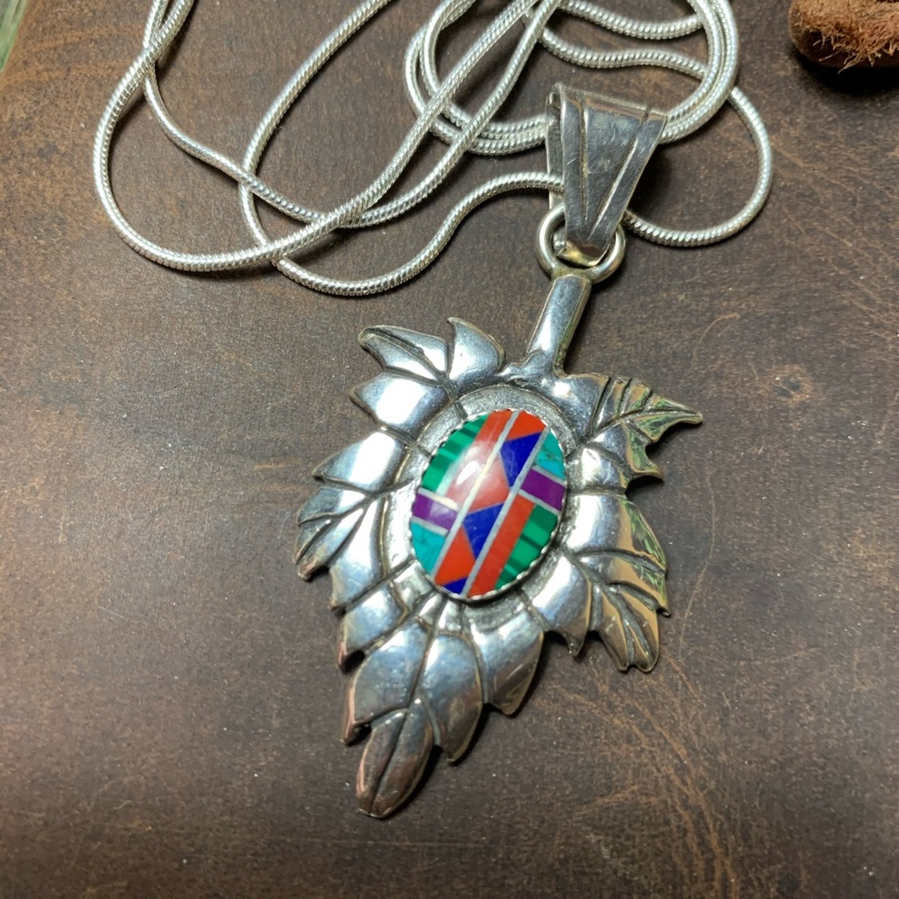 Vintage sterling silver leaf w/ genuine gem inlay